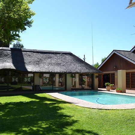 Castello Guesthouse Vryburg מראה חיצוני תמונה