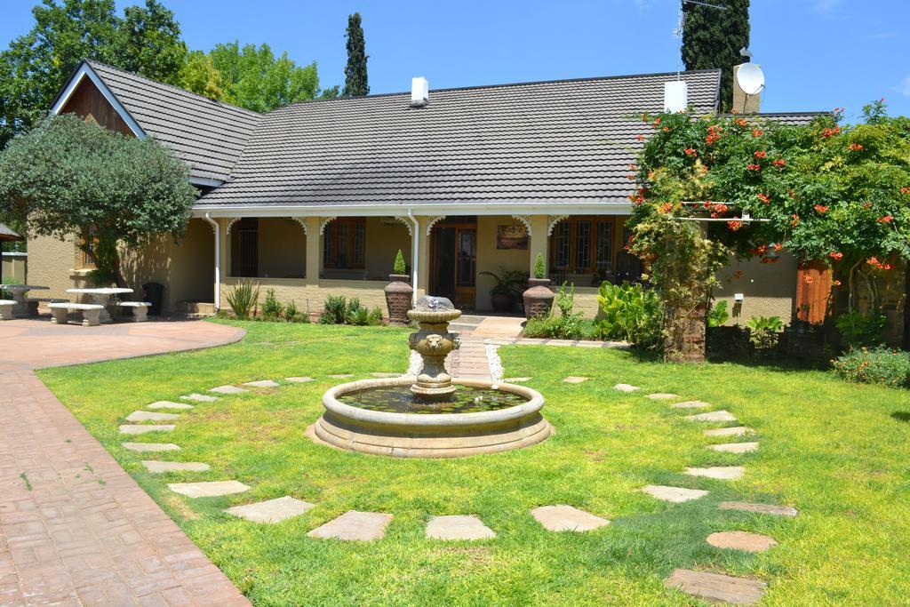 Castello Guesthouse Vryburg מראה חיצוני תמונה
