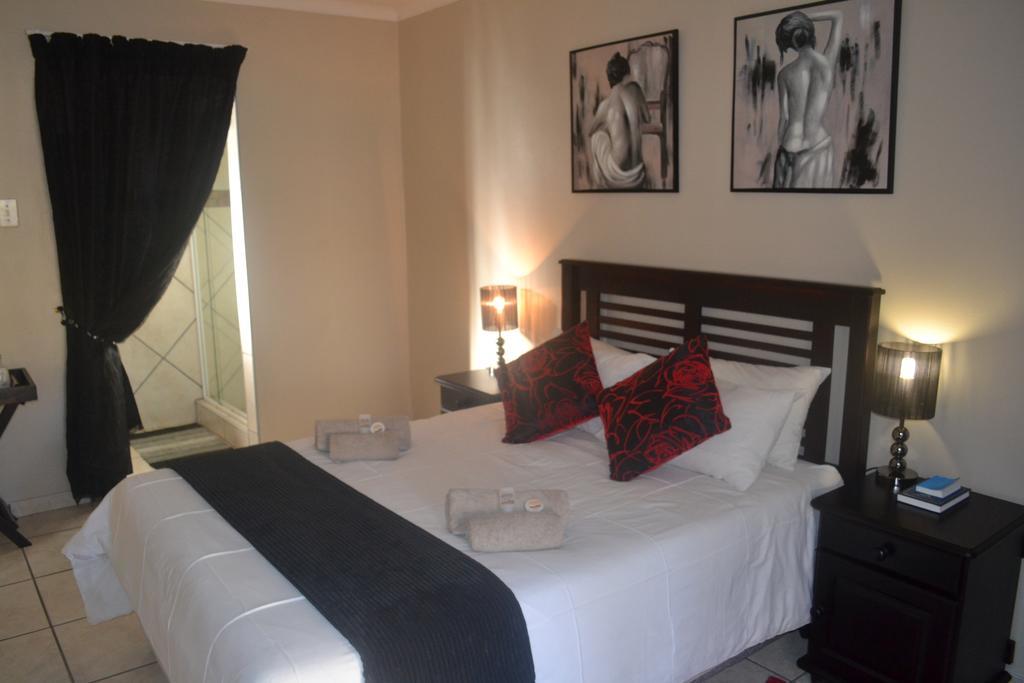 Castello Guesthouse Vryburg מראה חיצוני תמונה