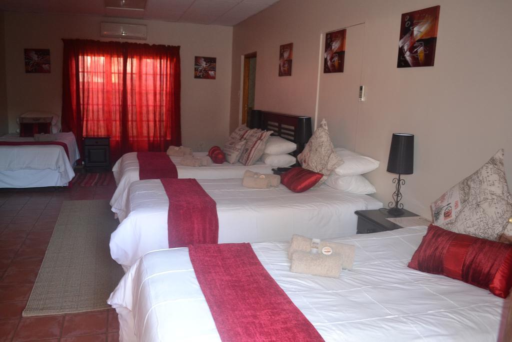 Castello Guesthouse Vryburg מראה חיצוני תמונה